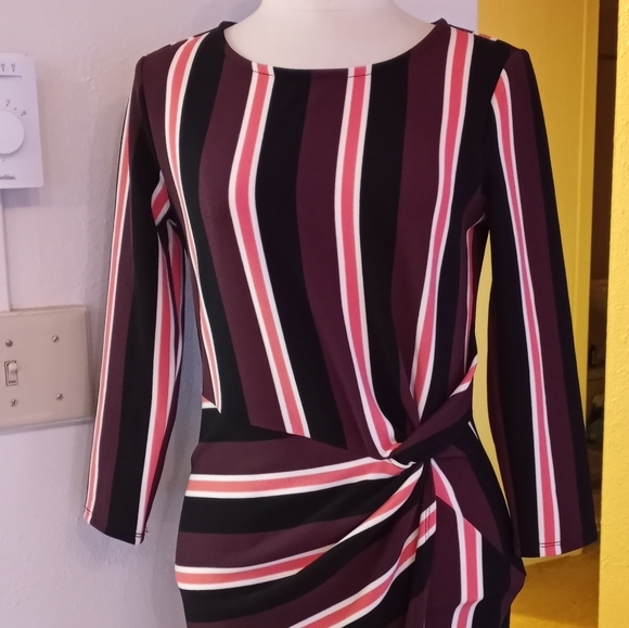 Socialite Multicolored Dress - Picture 7 of 15